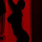 Princess Halle    (18+)